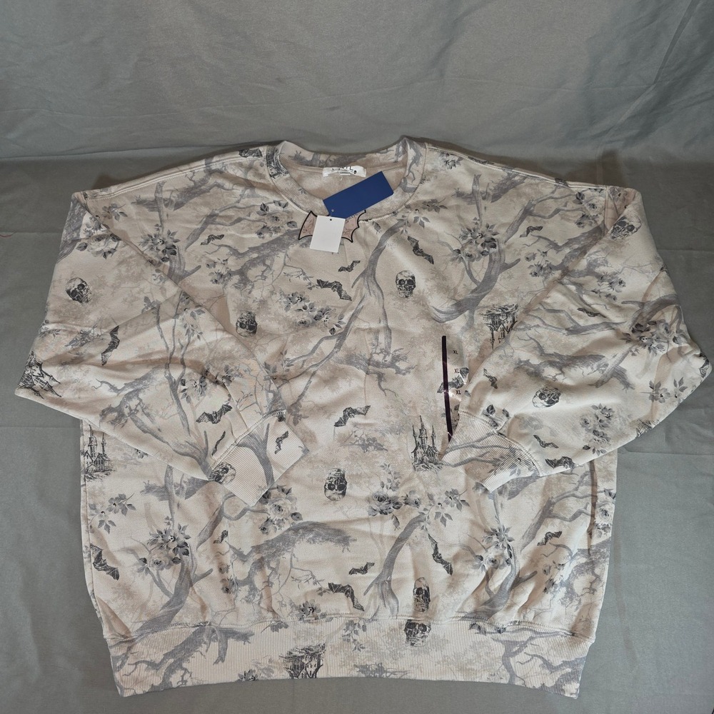 Vinyl Threads Womens Gray Skull Bat Haunted Castle Sweatshirt XL TGJ3191C